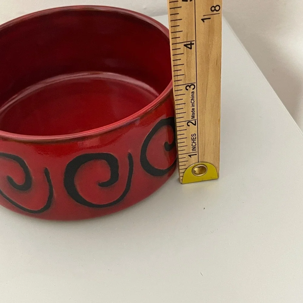 Jan Bostwick Ceramic Bowl‎   Red Black Spiral Art Pottery Ribbed Handles